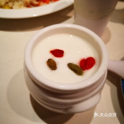 撒拉花兒西域美食圣熙8號店干果酸奶食評 大眾點評口碑與雨軒齋清真食品的融合印象